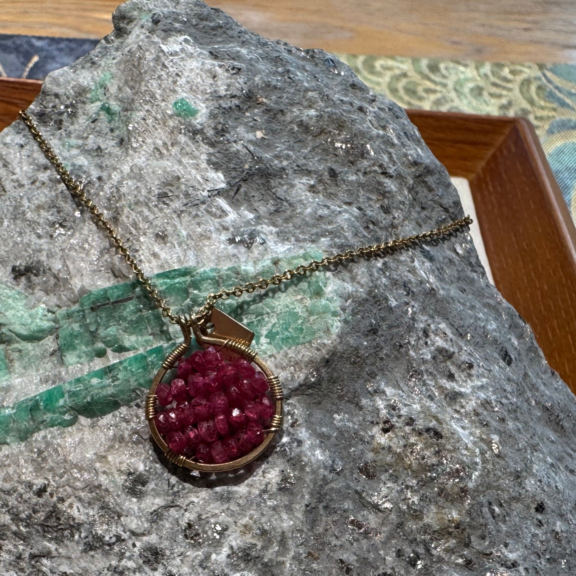 JY008 14k US gold | Exquisite necklace | Necklace + pendant | Chain length 40cm, 2-3cm extension | Natural ruby | Natural Turquoise | Natural tsavorite